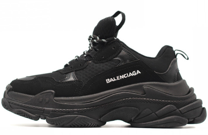 Кроссовки Balenciaga Triple S Black 534217W2CA11000 черные