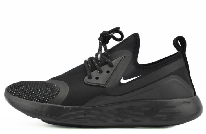 Кроссовки Nike LunarCharge Essential Black  черные