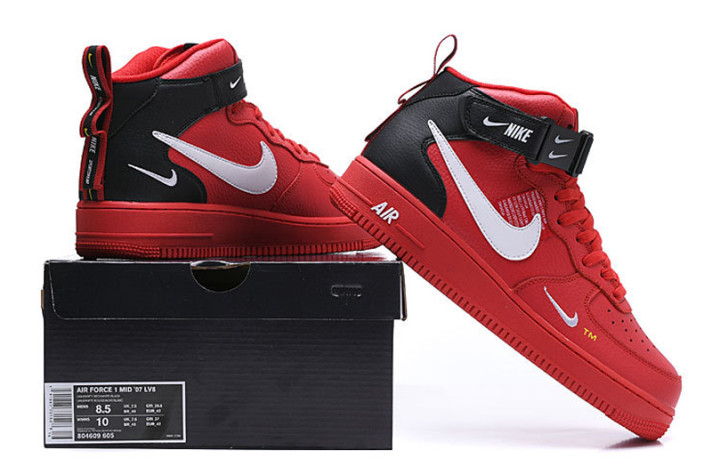 Кроссовки Nike Air Force 1 Mid LV8 Utility Winter Red  красные, кожаные, фото 4