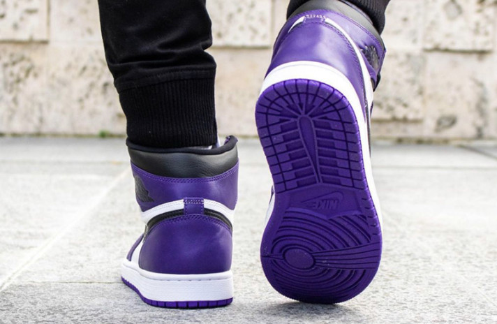 Кроссовки Nike Air Jordan 1 High White Court Purple 555088-500 белые, синие, кожаные, фото 6