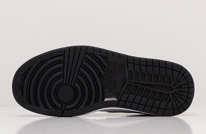 Кроссовки Nike Air Jordan 1 Mid White Black Red Spruce BQ6931-100 белые, черные, кожаные, фото 4
