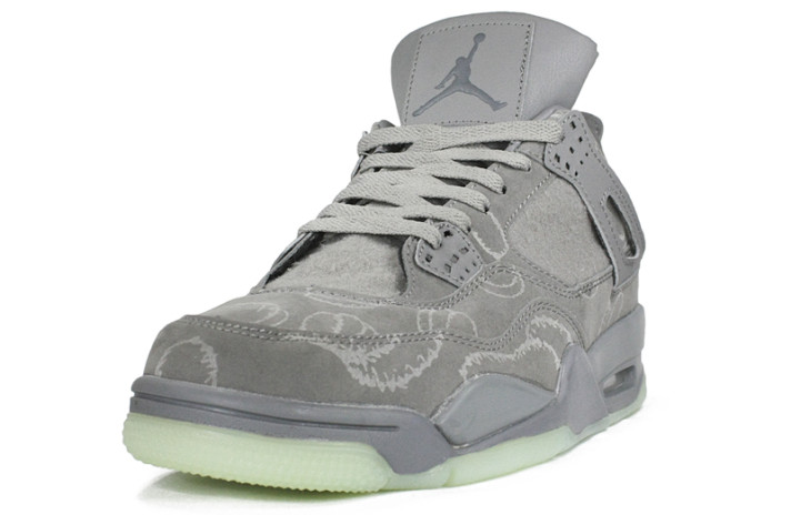 Кроссовки Nike Air Jordan 4 (IV) Retro Kaws Cool Grey 930155-003 серые, фото 1