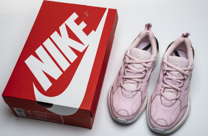 Оригинальные найки в москве. Nike m2k Tekno женские. Nike m2k Tekno женские розовые. Nike m2k Techno Pink. Nike m2k Techno розовые.