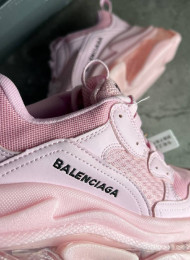 Кроссовки Balenciaga Triple S Pink живое фото 4