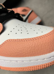Кроссовки Nike Air Jordan 1 Mid Pink Quartz живое фото 4