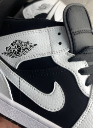 Кроссовки Nike Air Jordan 1 Mid White Tuxedo живое фото 3