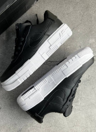Кроссовки Nike Air Force 1 Pixel Black White живое фото 1