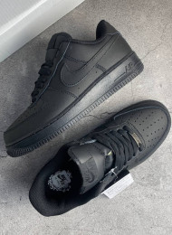 Кроссовки Nike Air Force 1 Low Total Black Leather живое фото 2
