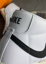 Кроссовки Nike Blazer Mid 77 VNTG White Black живое фото 4