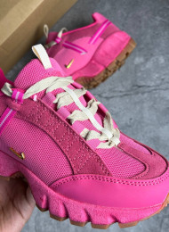 Кроссовки Nike Air Humara Jacquemus Pink Flash живое фото 3